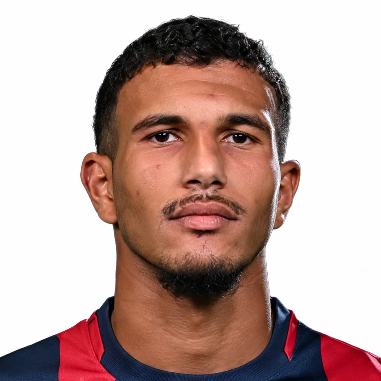 نعيم بيار